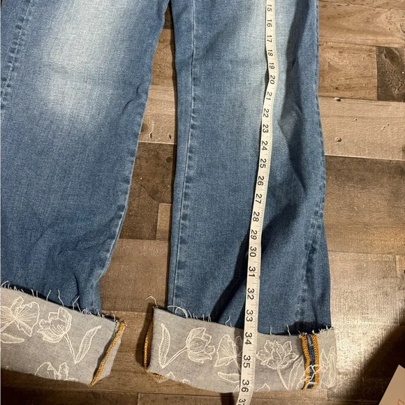 NWT‎ Driftwood Charlie Cuff Jeans- 27x25